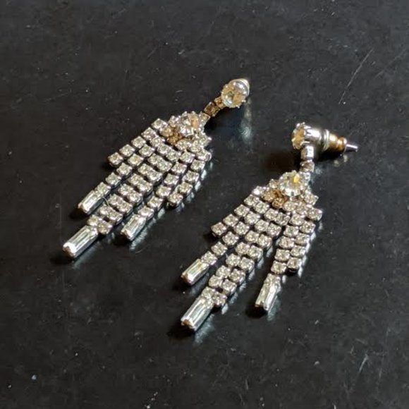 Jewelry - Costume Jewelry Earrings